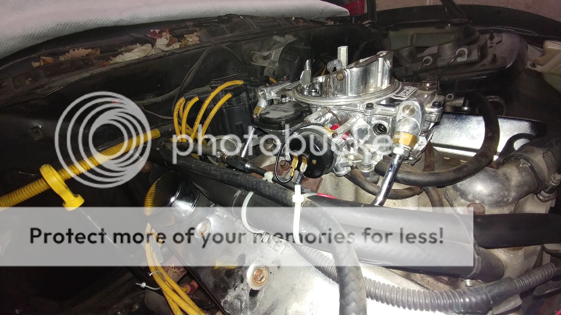 Pennsylvania Summit Racing 600 cfm carb w electric choke Third